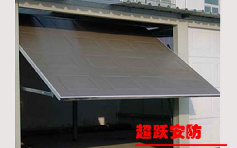 2013.6.27武警油庫選用山西超躍翻（fān）板車庫門