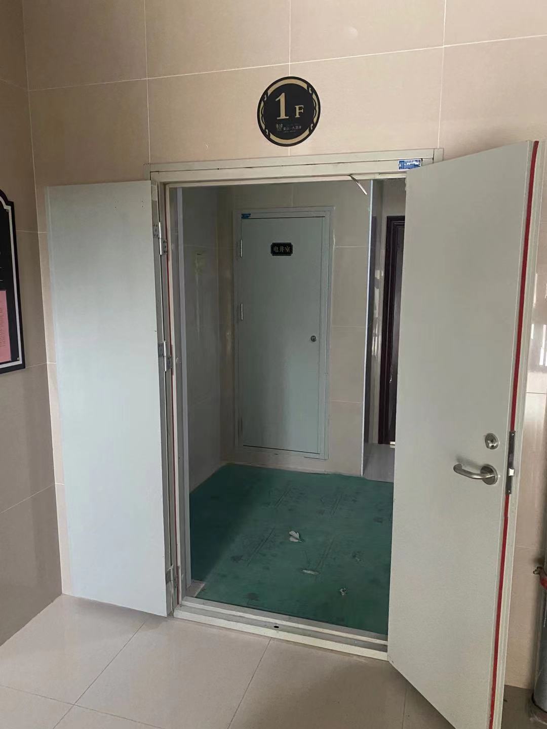 長（zhǎng）風小區防火通道門