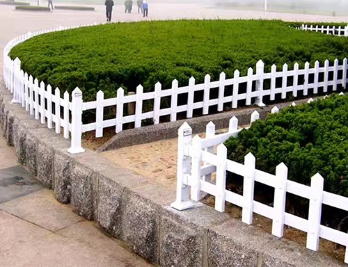 成都草坪護欄廠家