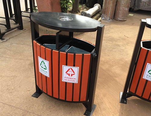 戶外垃圾桶廠家批發（fā）